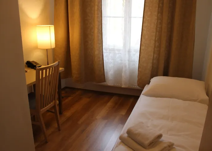 Gallery Sis Hotell 3*