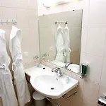 Hotell Gallery Sis 3*