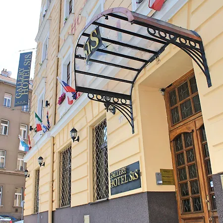 Hotel Gallery Sis 3*