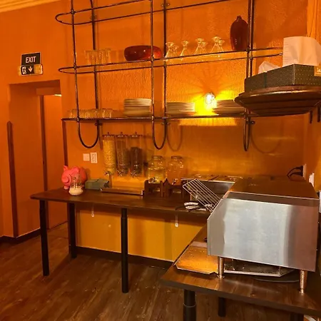 Gallery Sis Ξενοδοχείο 3*