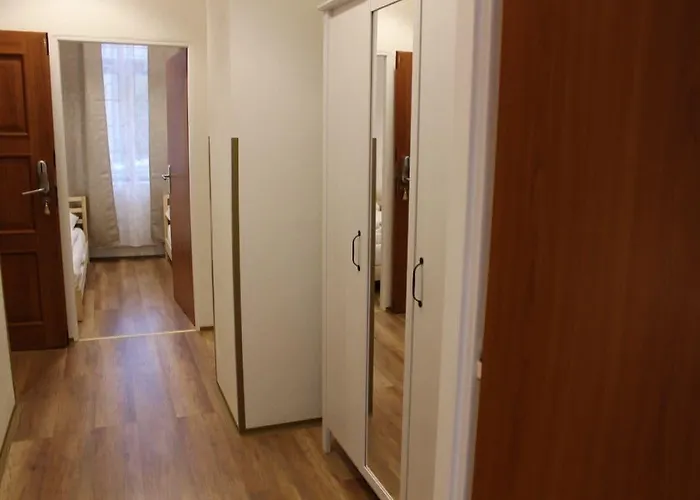 Ξενοδοχείο Gallery Sis 3*