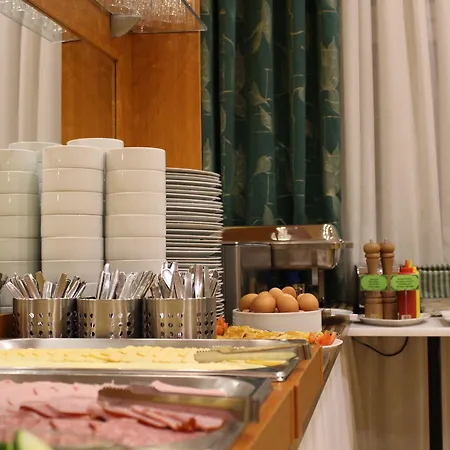 Gallery Sis 3* Prague