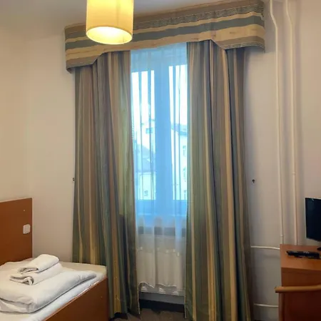Gallery Sis Hotel