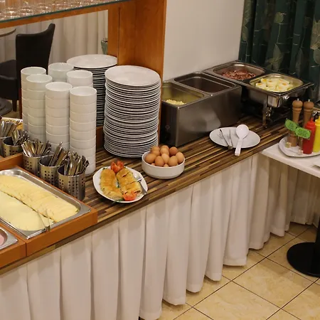 Sis画廊酒店 酒店